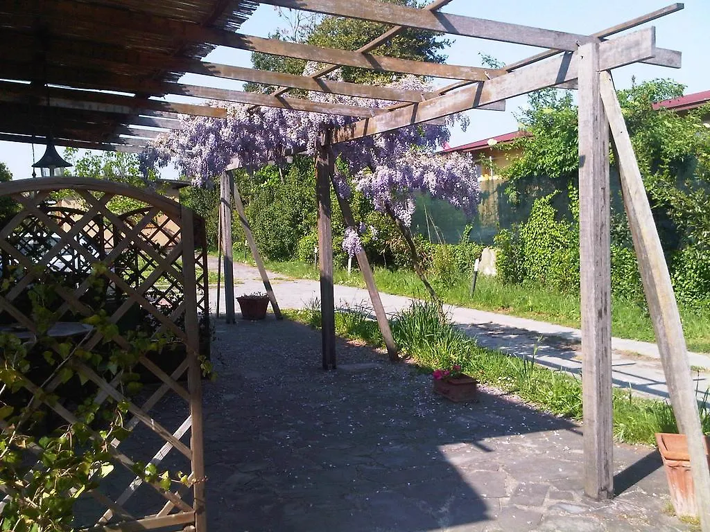 Appartamenti Le Navi Antiche - Hituscany Pisa 0*,  Italy